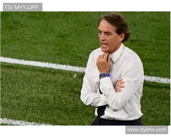 广州与武汉足球队对决后的深度分析与战术探讨 广州与武汉足球队对决后的深度分析与战术探讨